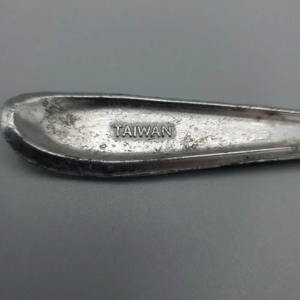 The Unbranded Brand cast aluminum